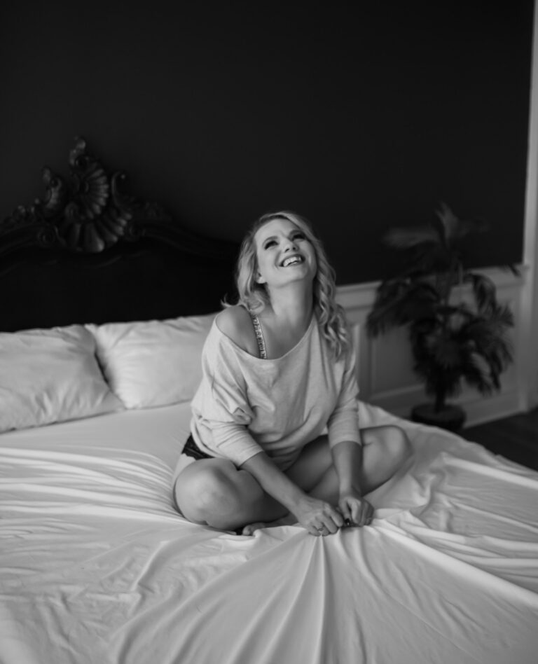 Why Cozy Aesthetic Boudoir Photography Is Liberating Black Lace Boudoir 0617