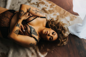 tatooed woman in lingerie, boudoir photography