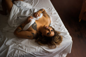elegant boudoir photography